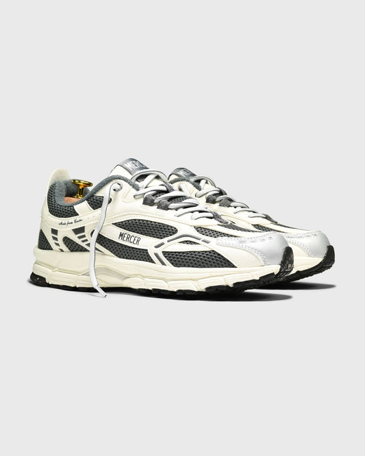 The re-run cactus white/black